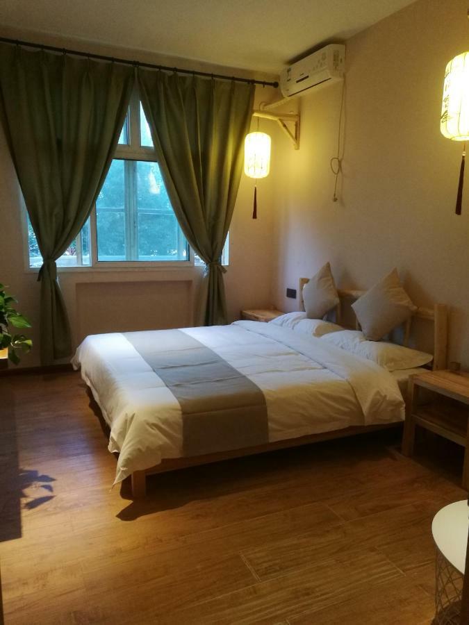 Right Here Hotel دونهوانغ المظهر الخارجي الصورة
